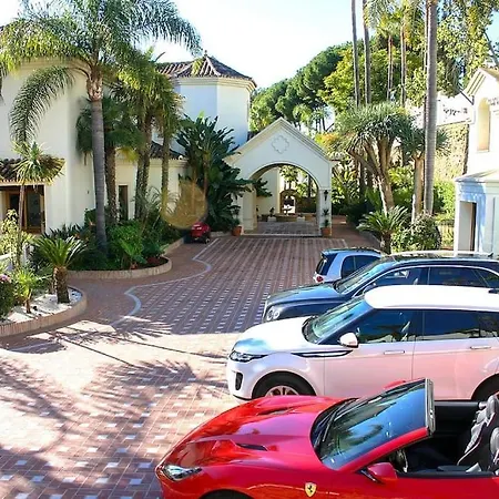 13 Bdrms Rancho Huge Garden Breathtaking Views! Estepona